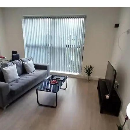 Lovely 2-Bedrooms With Free Parking Canvey Island Eksteriør billede