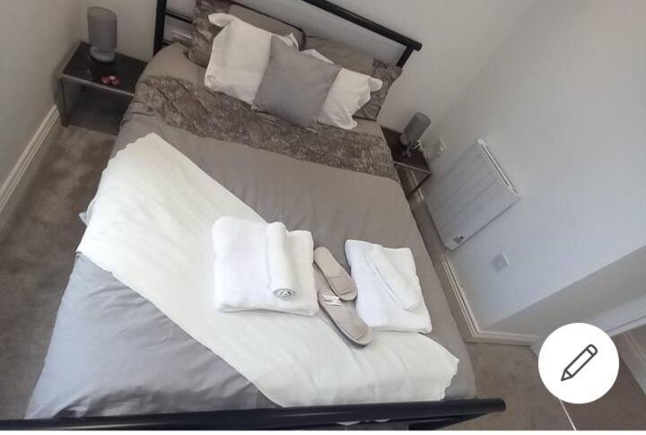 Lovely 2-Bedrooms With Free Parking Canvey Island Eksteriør billede
